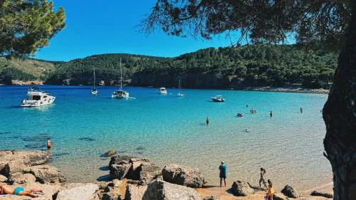 CAN ROMY APPARTEMENT T2 A - à 80m de la plage Cala Montgo