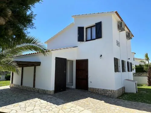 Villa in Sant Martí d 'Empúries, La Gavina