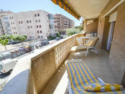 Apartment Albeniz by Interhome