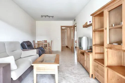 Comfortable apartment in Platja de la Pineda 70 m² with pool