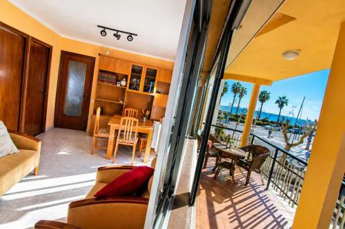Cristobal Planet Apartment
