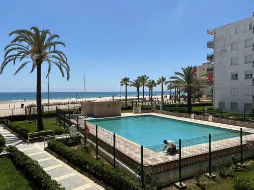 PINEDA y VISTAS PLAYA