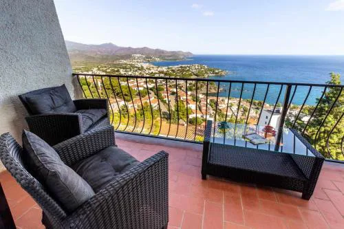 93.1 Super Fener. Apartamento con terraza y vistas