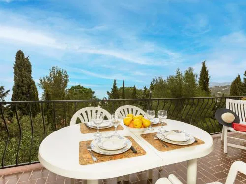 Apartment Cathy-3 by Interhome