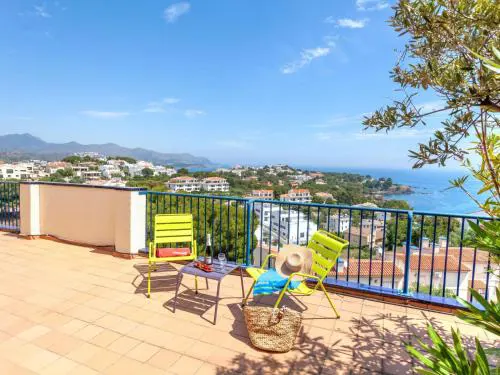 Apartment L'Olivar II by Interhome