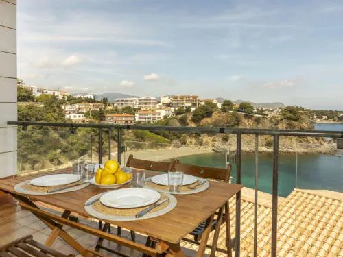 Apartment Mar i Muntanya III by Interhome