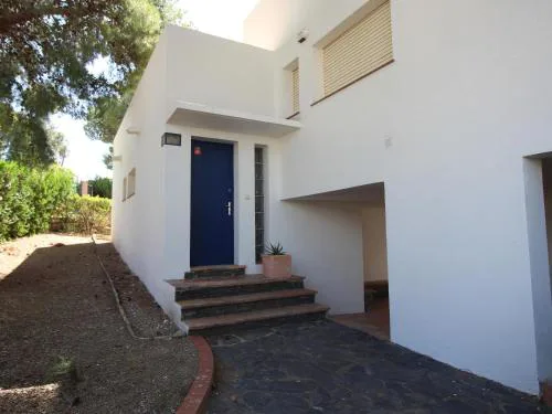 Casa con jardín a 100m de la playa en Llançà, cerca del puerto y comercios - ES-228-12