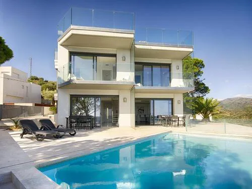 Casa Grifeu con Piscina Compartida y Parking - ES-228-126