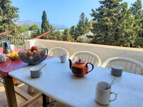 Casa tranquila con jardín, 4 habitaciones, cerca de la playa en Llançà - ES-170-65
