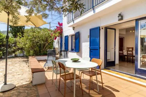 Cau del Llop 70 - Bonito apartamento con jardín