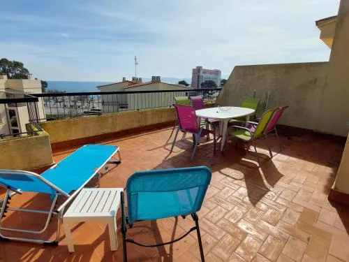Magnífico ático amueblado con terraza a 2 pasos de la playa - Se aceptan mascotas - ES-170-23