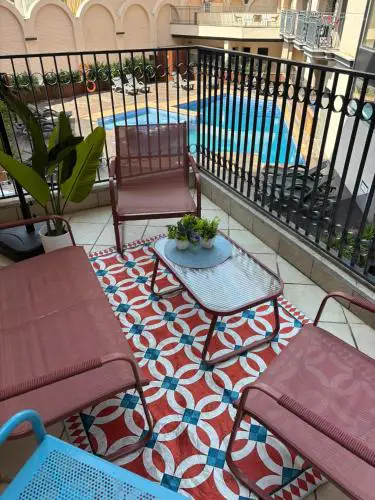 Casa Tita - Exclusivo Apartamento con Gran Terraza y Vistas a la Piscina en Lloret de Mar