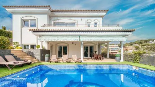 Costacabana - Villa Madison