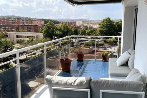 Lux 3-Bedroom Apartment In The Center