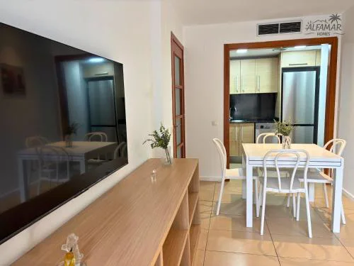 Nagomi Suite - Modern Apartment with Parking & Swimming Pool