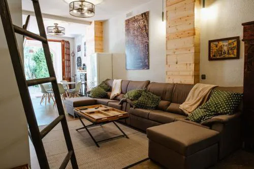 APARTMENT FOR 6 WITH POOL, GARDEN, CLIMBING AREA