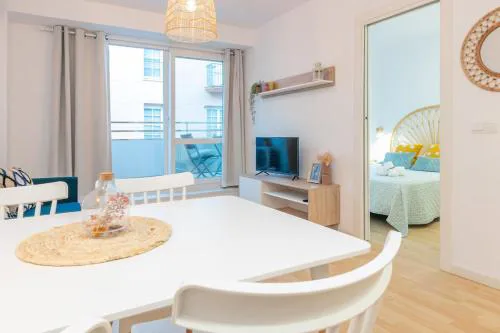 Acogedor apartamento junto al mar