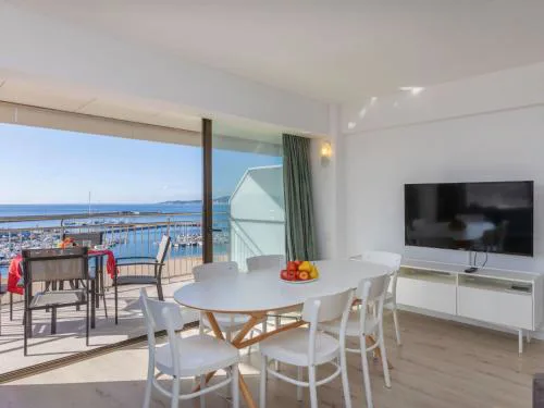 Apartment Jaume II-2 by Interhome