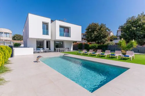 Costa Brava Suites "Villa Ocean"