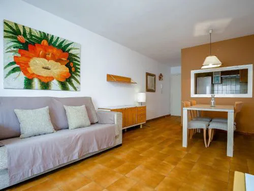 Apartamento frente al mar, 1 habitación, estacionamiento y Wi-Fi - ES-228-55