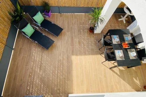 70 M2, APARTAMENTO CERCA DE LA PLAYA, APTO MINUSVALIDOS.