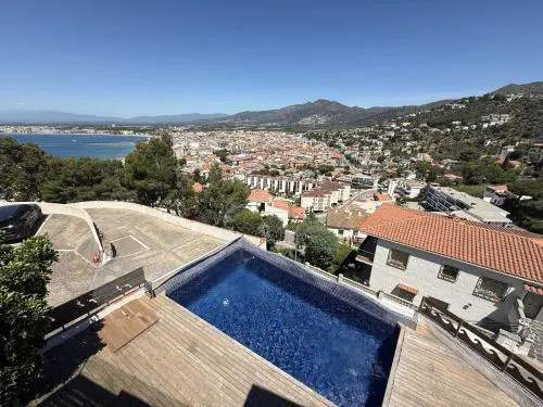 Agi Villa Pamela