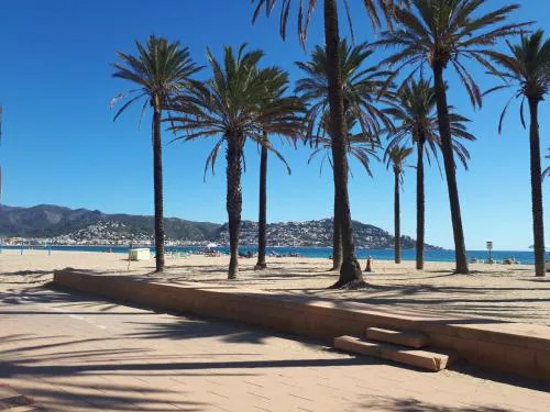 Apartamento a dos pasos del mar