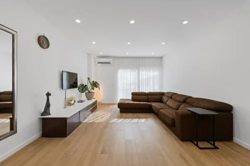 Apartamento con Terraza cerca del Mar