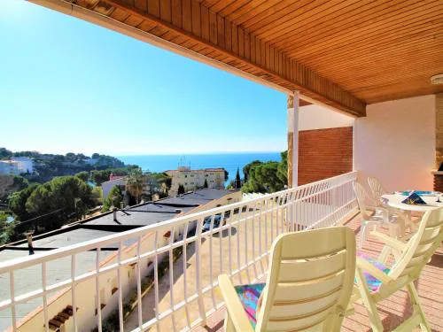 Apartamento en Roses, 2 dormitorios, estacionamiento y terraza - ES-258-16