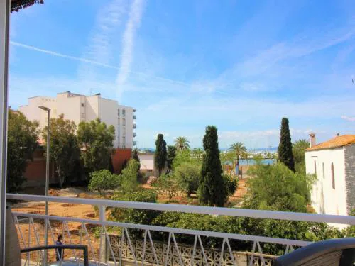 Apartamento Renovado con Terraza - Aire Acondicionado y Garaje Privado - ES-258-12