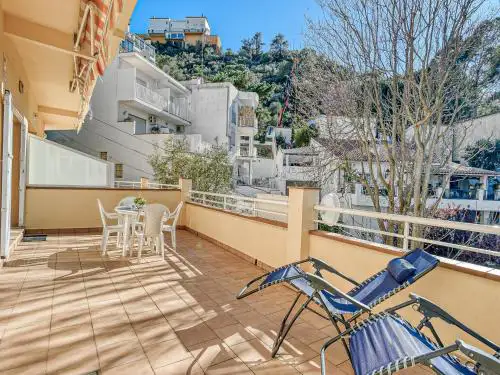 Apartment in Roses with Waterfront Views