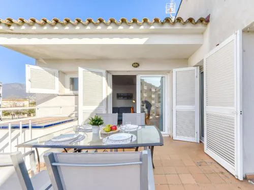 Apartment Platja de Roses-3 by Interhome