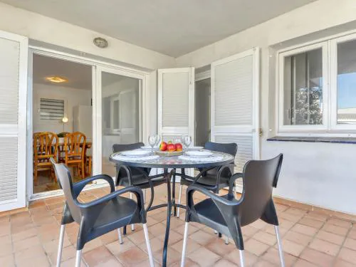 Apartment Platja de Roses-4 by Interhome