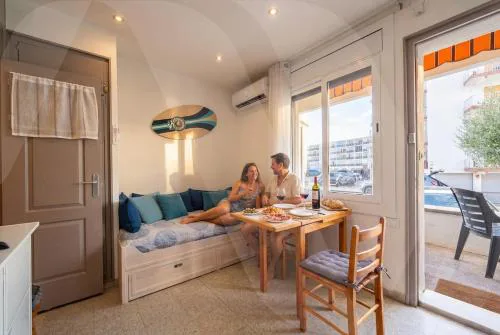 Appartement Bord de Mer Roses Reig 9 by Welhomy
