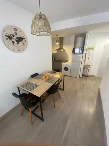 Appartement situé en plein centre ville a 2 pas du marché couvert et de la plage