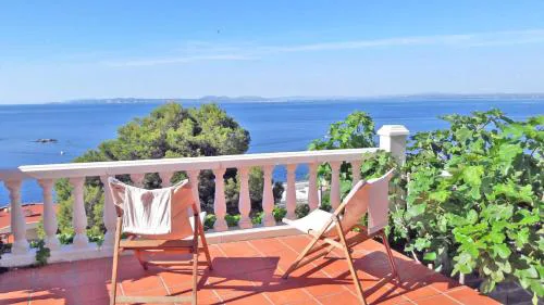 Breathtaking Costabrava seaview apartment 5m beach - Casa ArteVida