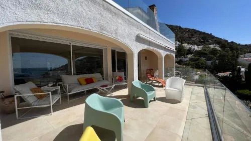 Preciosa casa en Roses cerca de la playa AV-45