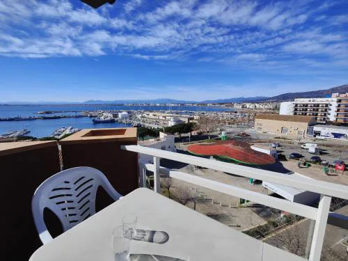 ROCMAR. Apartamento con terraza cerca del mar – Roses - ES-258-9