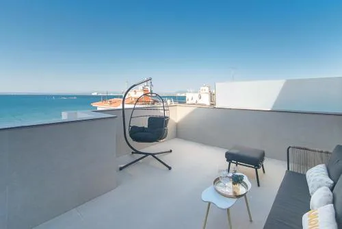 WELCS DUPLEX 236 EMP con vista al mar