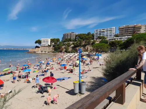 Acogedor apartamento junto al mar