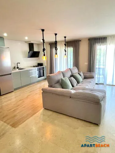APARTBEACH y SANCHO ABARCA PRIVILEGE