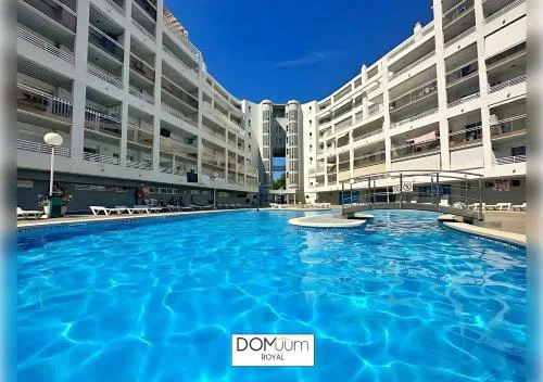 DOMuum Holidays - ROYAL