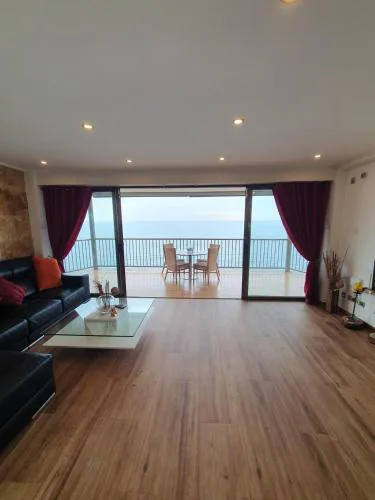 Paradise 28 Oceanfront Apartment Costa Pinos Mar