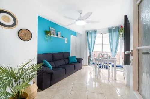 Salou -2HB-4pax -Beach-Sea View-AC-WiFi15
