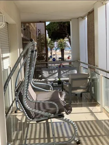 SOLIMAR 10 SALOU Solo FAMILIAS con Parking y piscina