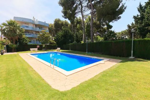UHC ELS PINS APARTMENTS
