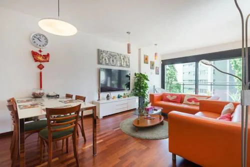 Jie Apartment