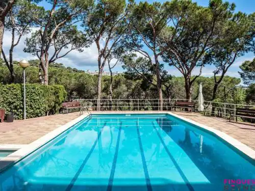 Cómodo apartamento con piscina comunitaria en San Felíu de Guixols, cerca de la playa - ES-298-56