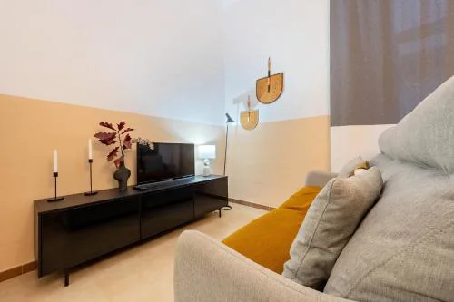 Hauzify I Loft Tura