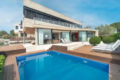 WELCS VILLA 239 PDA con piscina y vista